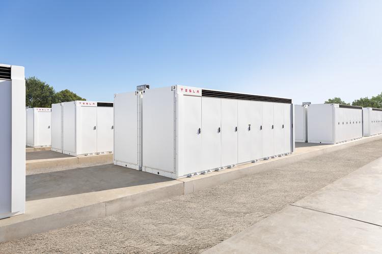 特斯拉上海储能超级工厂投产 2025年能源业务将增长至少50%